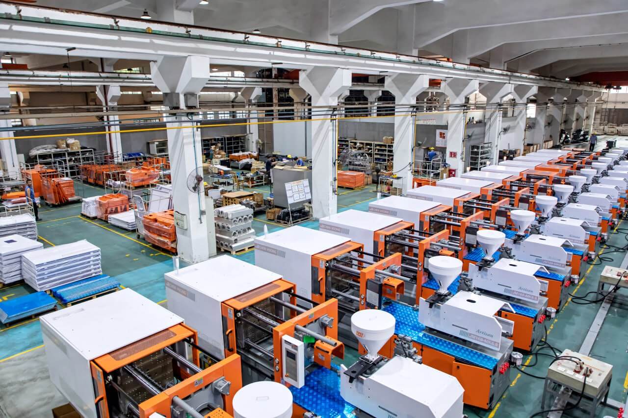 Купити обладнання для лиття під тиском